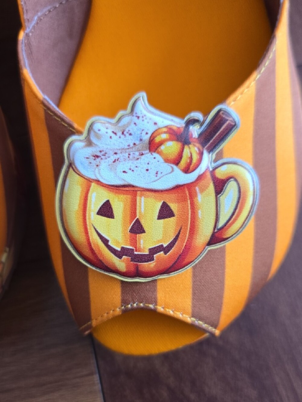 Hot Chocolate Design Orange Striped Fall Slingback Wedges Sz 38/8 - Picture 2 of 6